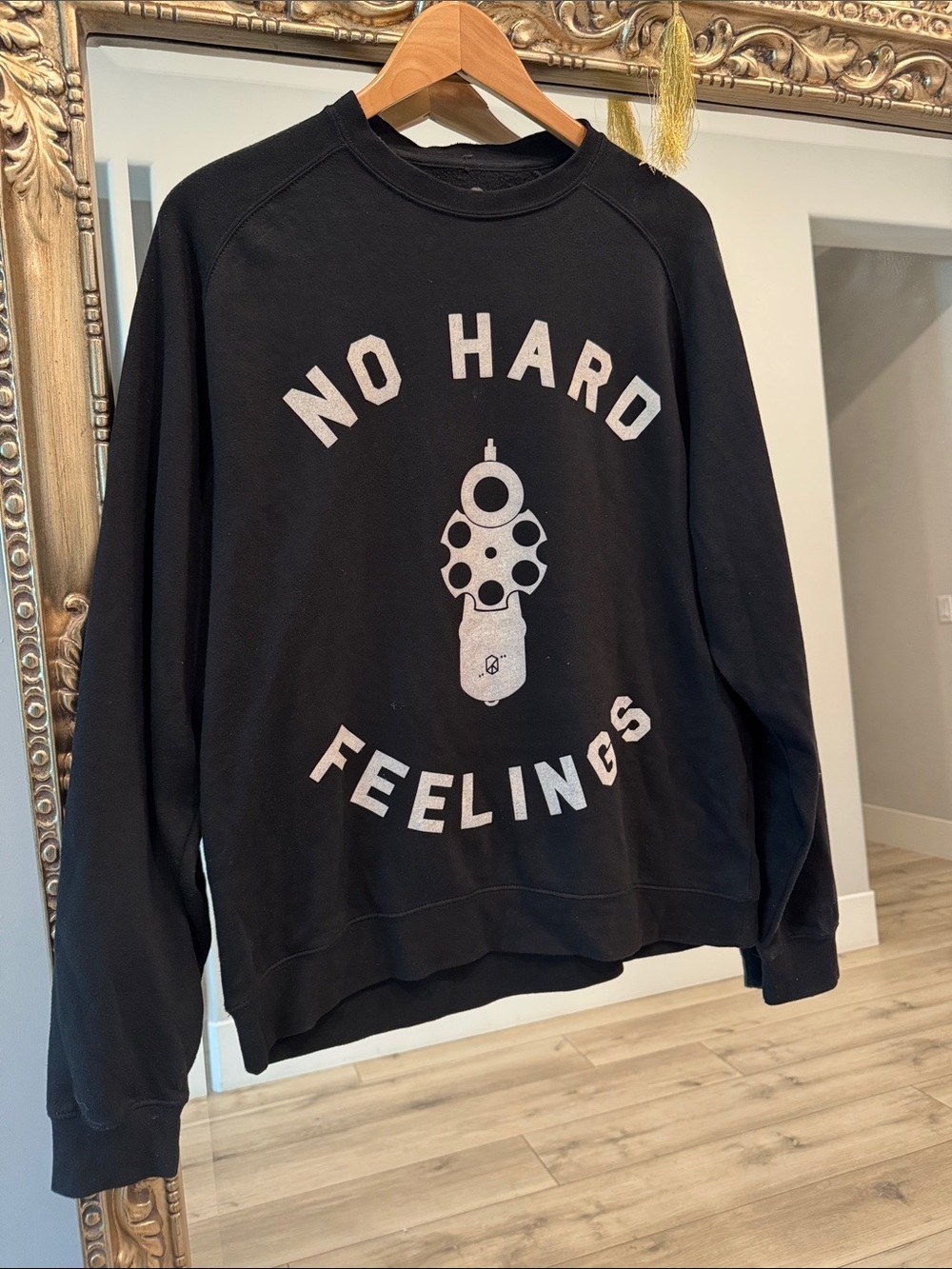 No Hard Feelings Graphic Crewneck Sweatshirt - Black